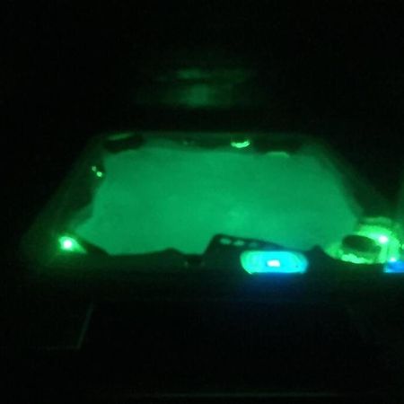 Duplex Para 8 Personas Con Sauna Jacuzzi Y Cine Madrid Dış mekan fotoğraf